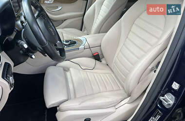 Позашляховик / Кросовер Mercedes-Benz GLC-Class 2016 в 