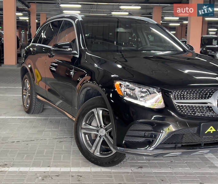 Позашляховик / Кросовер Mercedes-Benz GLC-Class 2017 в Києві