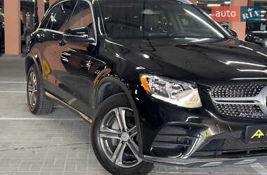 Внедорожник / Кроссовер Mercedes-Benz GLC-Class 2017 в 