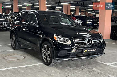 Внедорожник / Кроссовер Mercedes-Benz GLC-Class 2017 в 