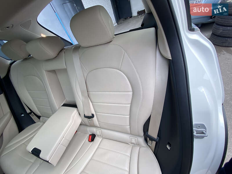 Позашляховик / Кросовер Mercedes-Benz GLC-Class 2015 в Києві фото 25 Позашляховик / Кросовер Mercedes-Benz GLC-Class 2015 в Києві