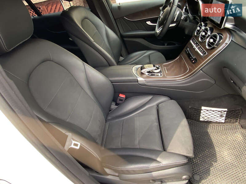 Внедорожник / Кроссовер Mercedes-Benz GLC-Class 2019 в Львове фото 14 Внедорожник / Кроссовер Mercedes-Benz GLC-Class 2019 в Львове