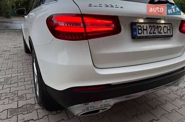 Позашляховик / Кросовер Mercedes-Benz GLC-Class 2016 в 