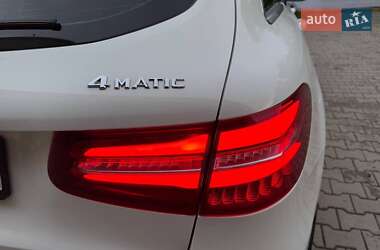 Позашляховик / Кросовер Mercedes-Benz GLC-Class 2016 в 