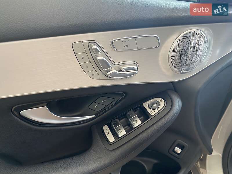 Внедорожник / Кроссовер Mercedes-Benz GLC-Class 2019 в Одессе