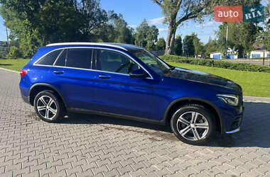 Позашляховик / Кросовер Mercedes-Benz GLC-Class 2017 в 