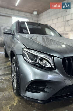 Внедорожник / Кроссовер Mercedes-Benz GLC-Class 2016 в 