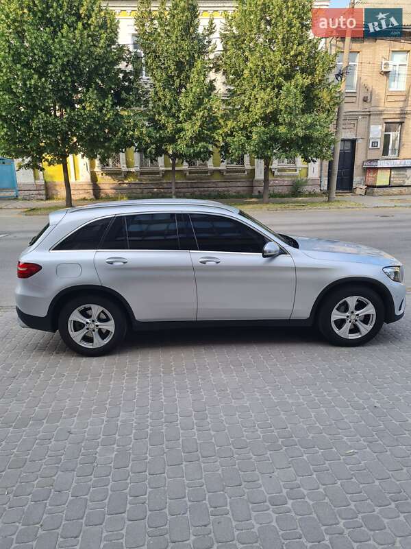 Внедорожник / Кроссовер Mercedes-Benz GLC-Class 2015 в Запорожье