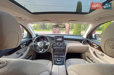 Внедорожник / Кроссовер Mercedes-Benz GLC-Class 2017 в 