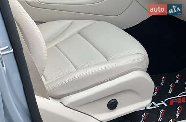 Внедорожник / Кроссовер Mercedes-Benz GLC-Class 2022 в 