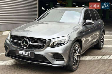 Внедорожник / Кроссовер Mercedes-Benz GLC-Class 2017 в 