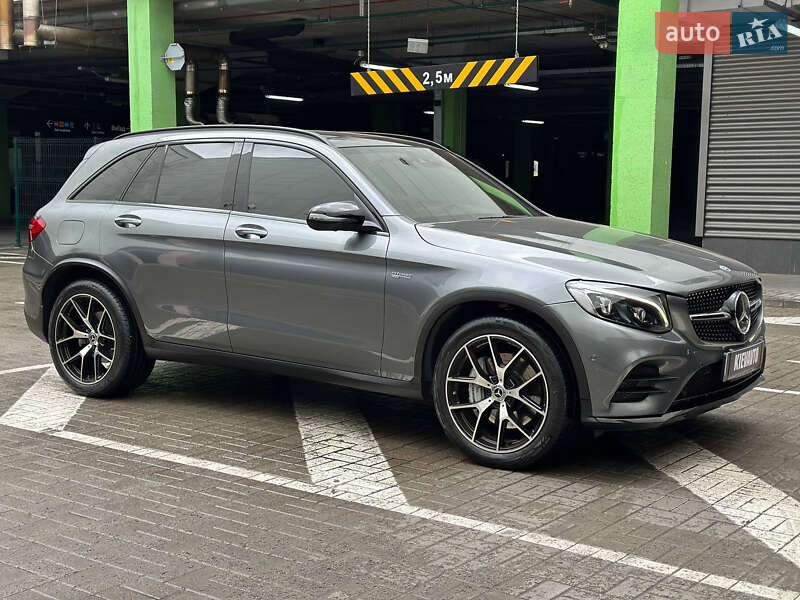 Внедорожник / Кроссовер Mercedes-Benz GLC-Class 2017 в Киеве