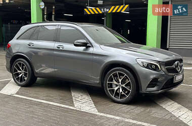 Внедорожник / Кроссовер Mercedes-Benz GLC-Class 2017 в 