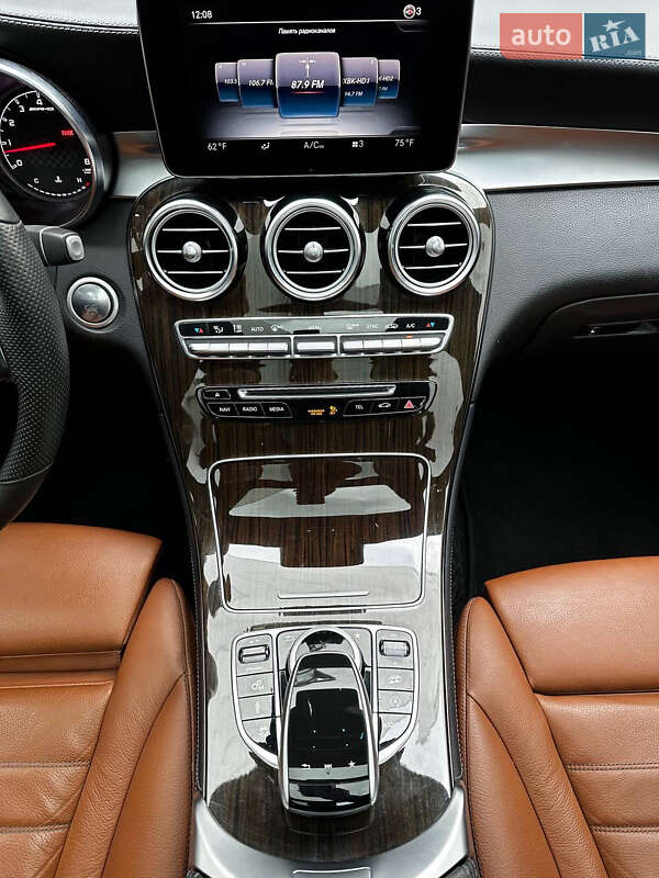 Внедорожник / Кроссовер Mercedes-Benz GLC-Class 2017 в Киеве