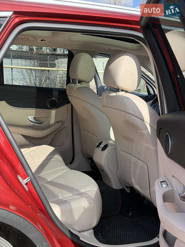 Позашляховик / Кросовер Mercedes-Benz GLC-Class 2017 в Івано-Франківську