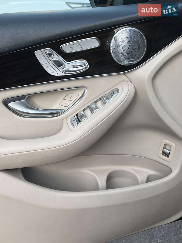 Внедорожник / Кроссовер Mercedes-Benz GLC-Class 2016 в Одессе