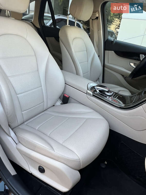 Внедорожник / Кроссовер Mercedes-Benz GLC-Class 2016 в Одессе