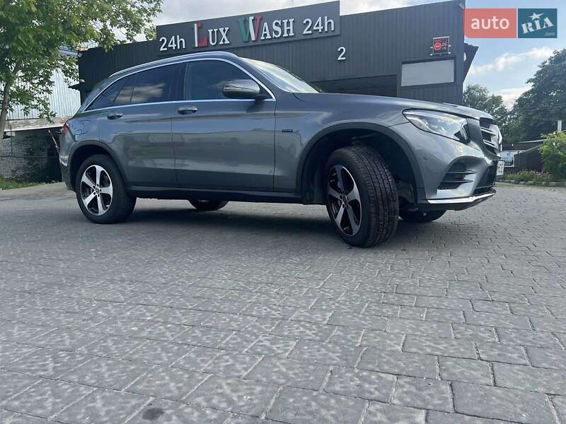 Внедорожник / Кроссовер Mercedes-Benz GLC-Class 2019 в Львове