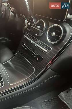 Внедорожник / Кроссовер Mercedes-Benz GLC-Class 2019 в 