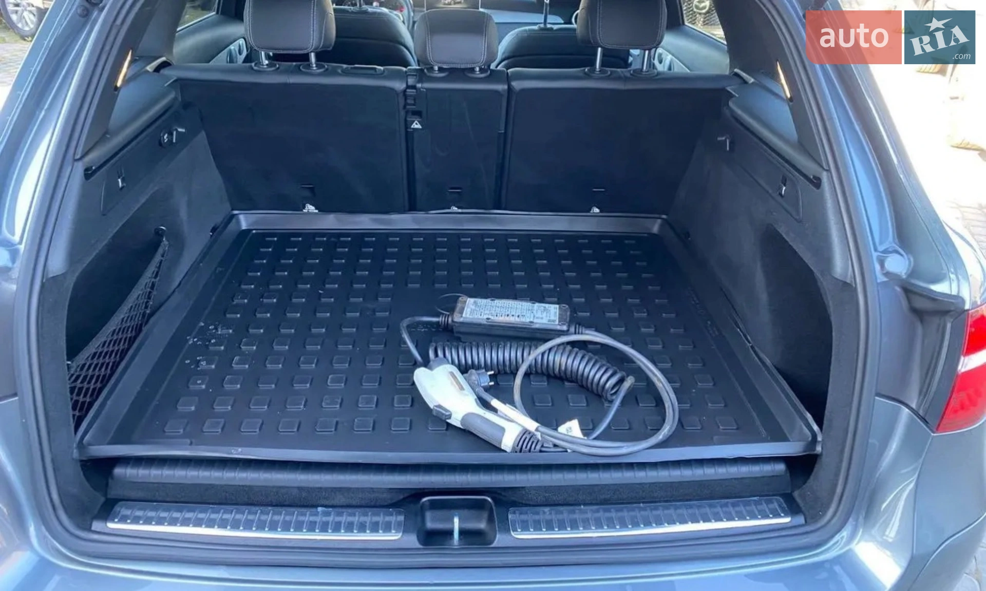 2019 Mercedes-Benz GLC - мініатюра 39