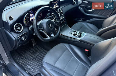 Позашляховик / Кросовер Mercedes-Benz GLC-Class 2016 в 