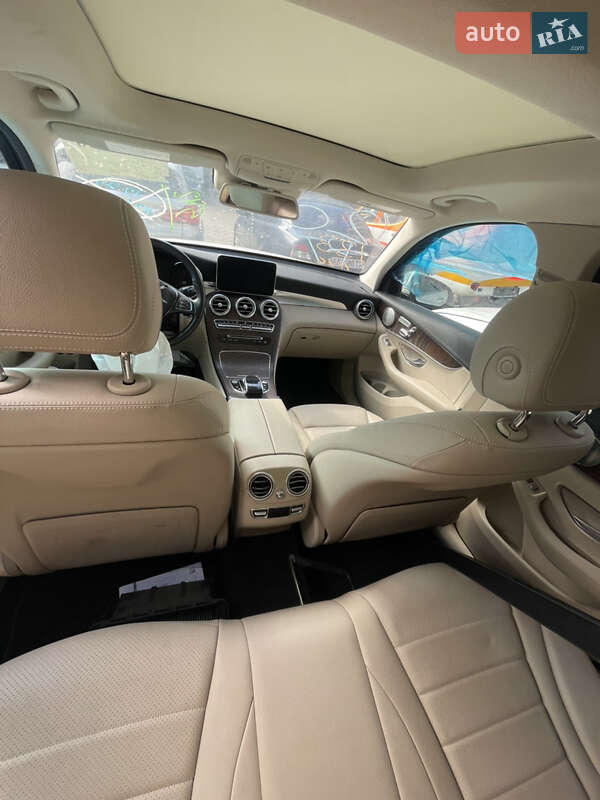 Внедорожник / Кроссовер Mercedes-Benz GLC-Class 2019 в Львове