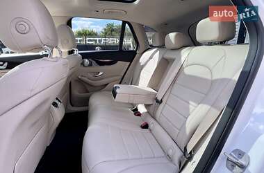 Внедорожник / Кроссовер Mercedes-Benz GLC-Class 2018 в 