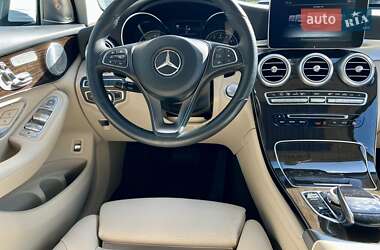Внедорожник / Кроссовер Mercedes-Benz GLC-Class 2018 в 