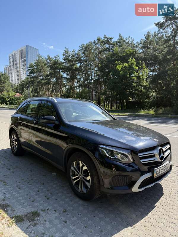 Внедорожник / Кроссовер Mercedes-Benz GLC-Class 2017 в Киеве