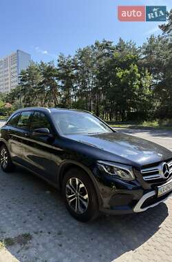 Внедорожник / Кроссовер Mercedes-Benz GLC-Class 2017 в 
