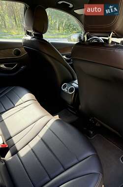 Внедорожник / Кроссовер Mercedes-Benz GLC-Class 2017 в 