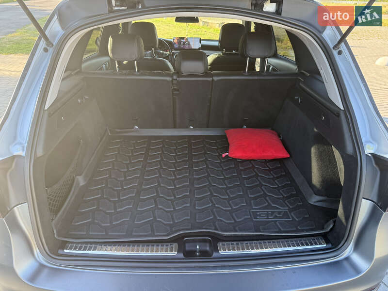 Позашляховик / Кросовер Mercedes-Benz GLC-Class 2015 в Львові фото 28 Позашляховик / Кросовер Mercedes-Benz GLC-Class 2015 в Львові