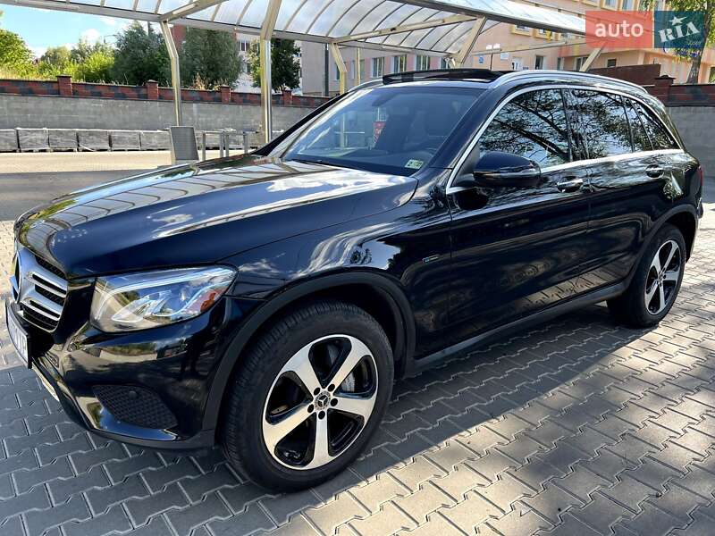 Внедорожник / Кроссовер Mercedes-Benz GLC-Class 2019 в Ровно