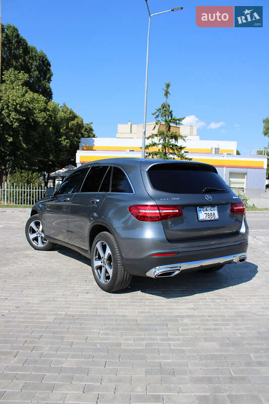 Позашляховик / Кросовер Mercedes-Benz GLC-Class 2016 в Черкасах