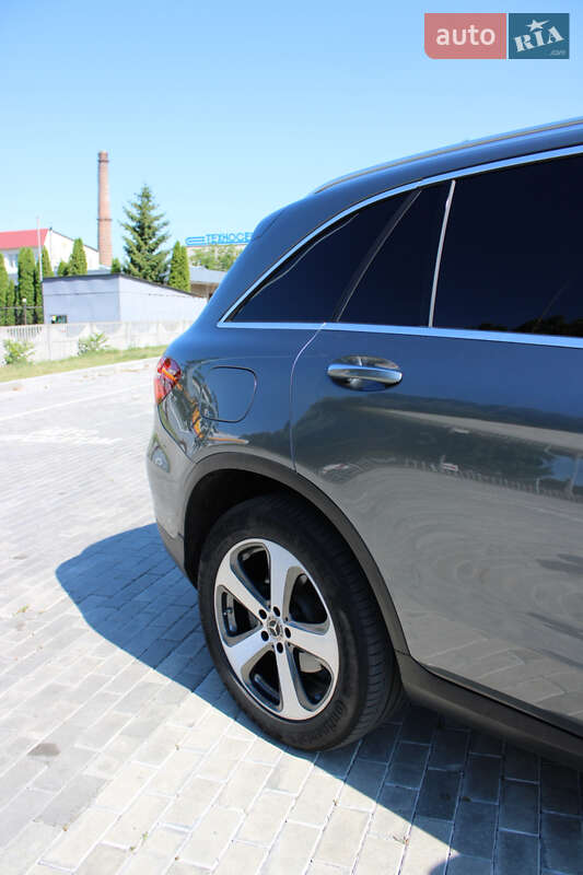 Позашляховик / Кросовер Mercedes-Benz GLC-Class 2016 в Черкасах