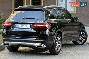 Внедорожник / Кроссовер Mercedes-Benz GLC-Class 2018 в 