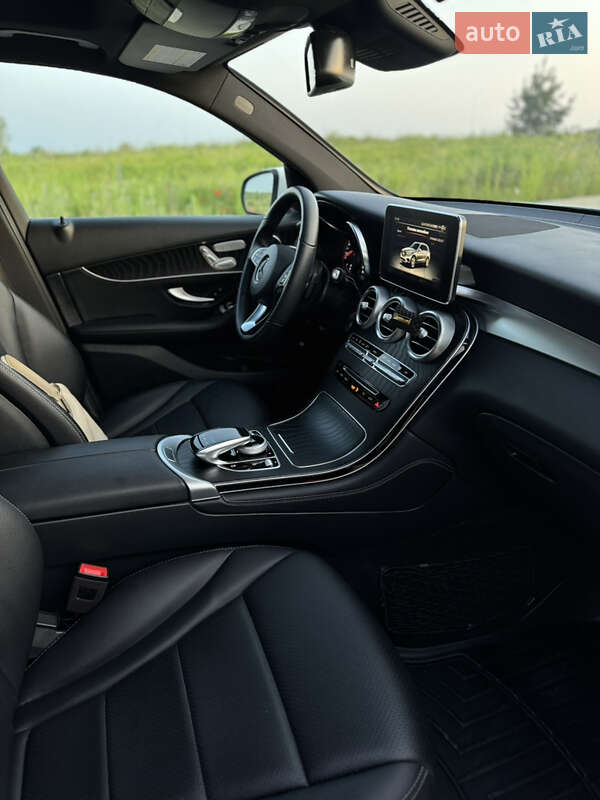 Позашляховик / Кросовер Mercedes-Benz GLC-Class 2019 в Рівному