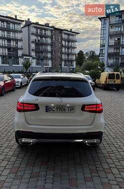 Внедорожник / Кроссовер Mercedes-Benz GLC-Class 2017 в 