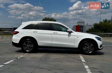 Внедорожник / Кроссовер Mercedes-Benz GLC-Class 2017 в 