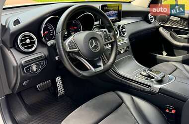 Внедорожник / Кроссовер Mercedes-Benz GLC-Class 2017 в 