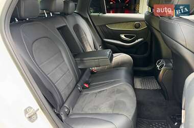 Внедорожник / Кроссовер Mercedes-Benz GLC-Class 2017 в 