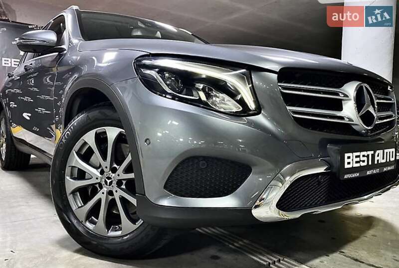 Внедорожник / Кроссовер Mercedes-Benz GLC-Class 2017 в 