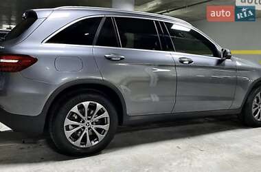 Внедорожник / Кроссовер Mercedes-Benz GLC-Class 2017 в 