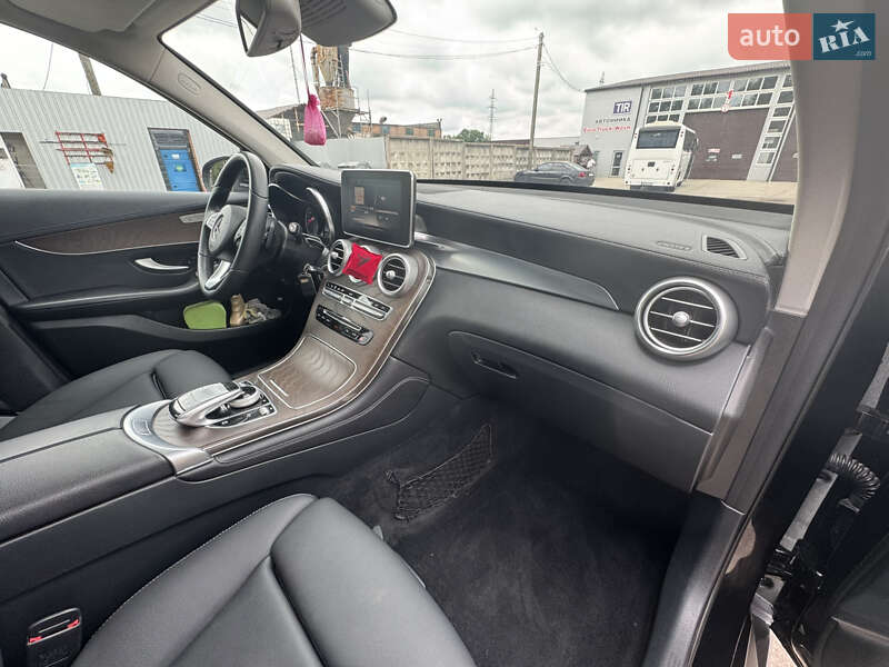 Позашляховик / Кросовер Mercedes-Benz GLC-Class 2018 в Чернігові