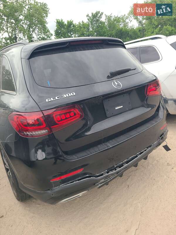 Позашляховик / Кросовер Mercedes-Benz GLC-Class 2021 в Києві
