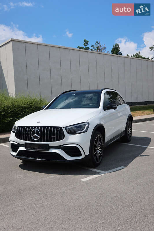 Mercedes-Benz GLC-Class 2019