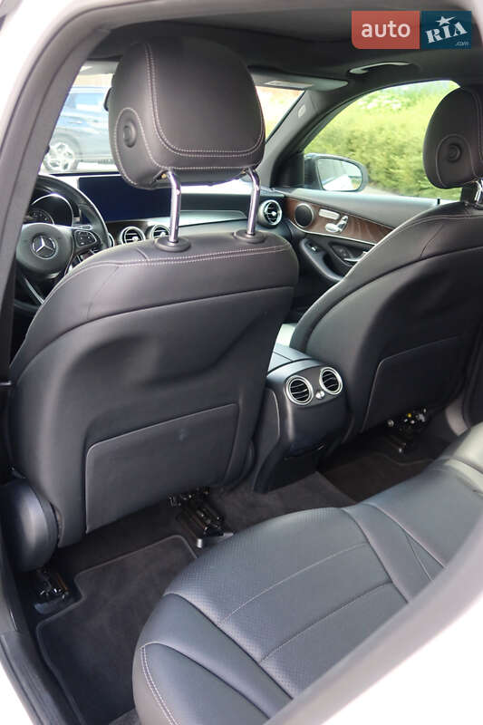 Внедорожник / Кроссовер Mercedes-Benz GLC-Class 2019 в Киеве