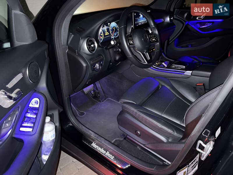 Внедорожник / Кроссовер Mercedes-Benz GLC-Class 2020 в Ужгороде