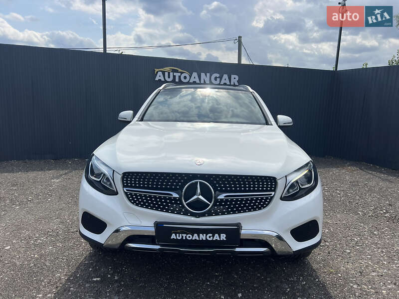 Внедорожник / Кроссовер Mercedes-Benz GLC-Class 2015 в Киеве