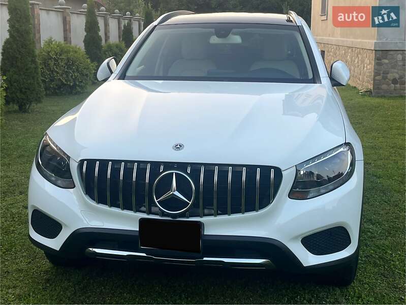 Mercedes-Benz GLC-Class 2019